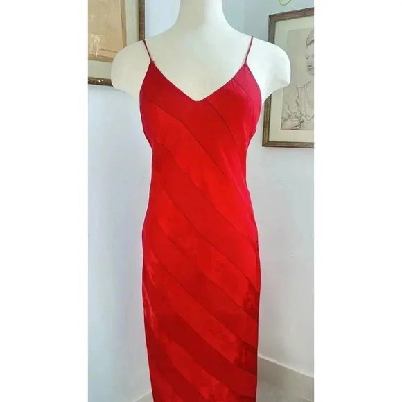 Vintage Sheer Red Nightgown with Floral Pattern Romantic Sleepwear Slip Dress - Picture 3 of 4